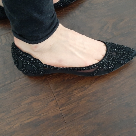 Badgley Mischka Flats - Picture 6 of 8